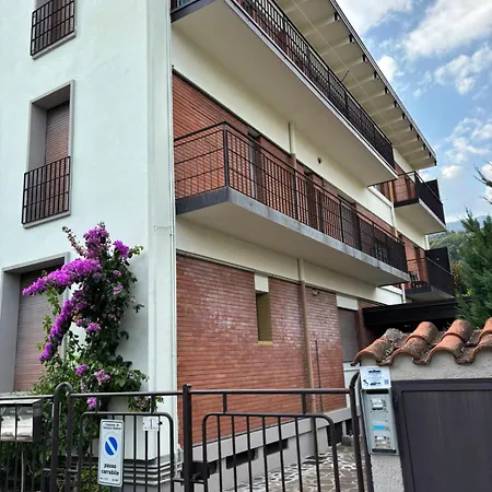Apartament Cincuenta Metros Apartamento