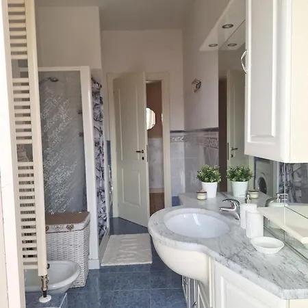 Apartament Cincuenta Metros Apartamento Toscolano Maderno